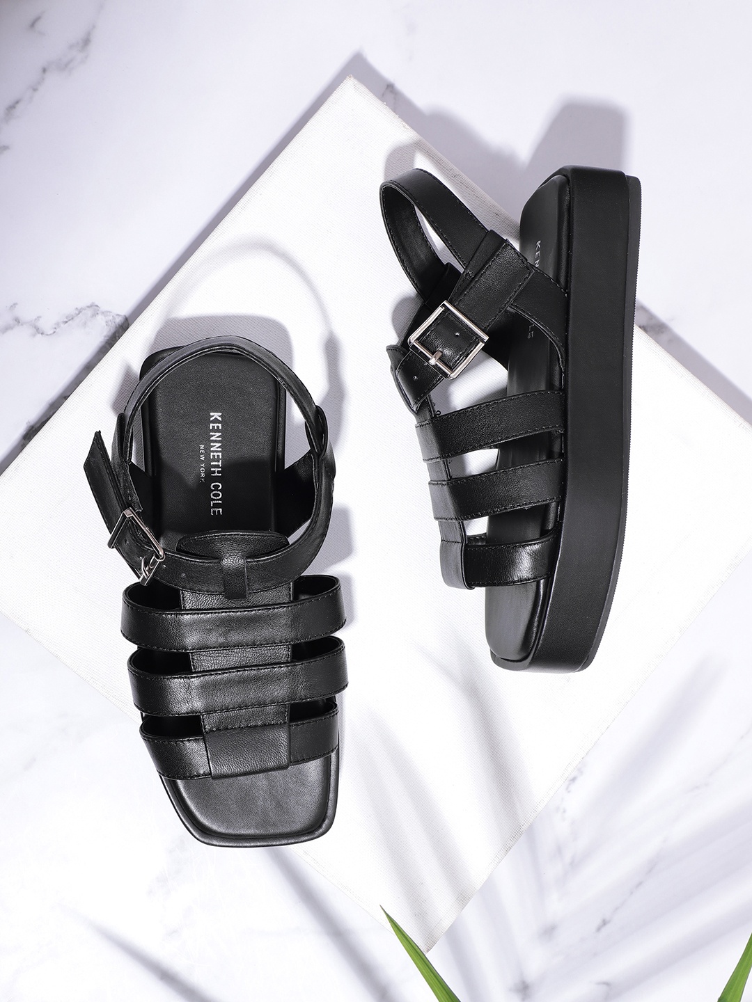 

Kenneth Cole Open Toe Flatform Heel, Black