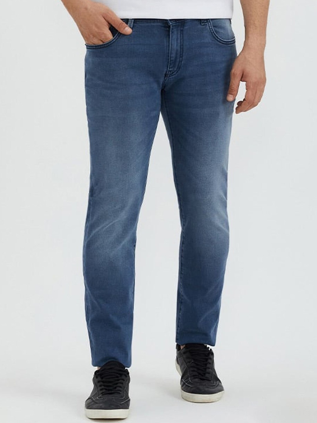 

Indian Terrain Brooklyn Light Fade Jeans, Blue