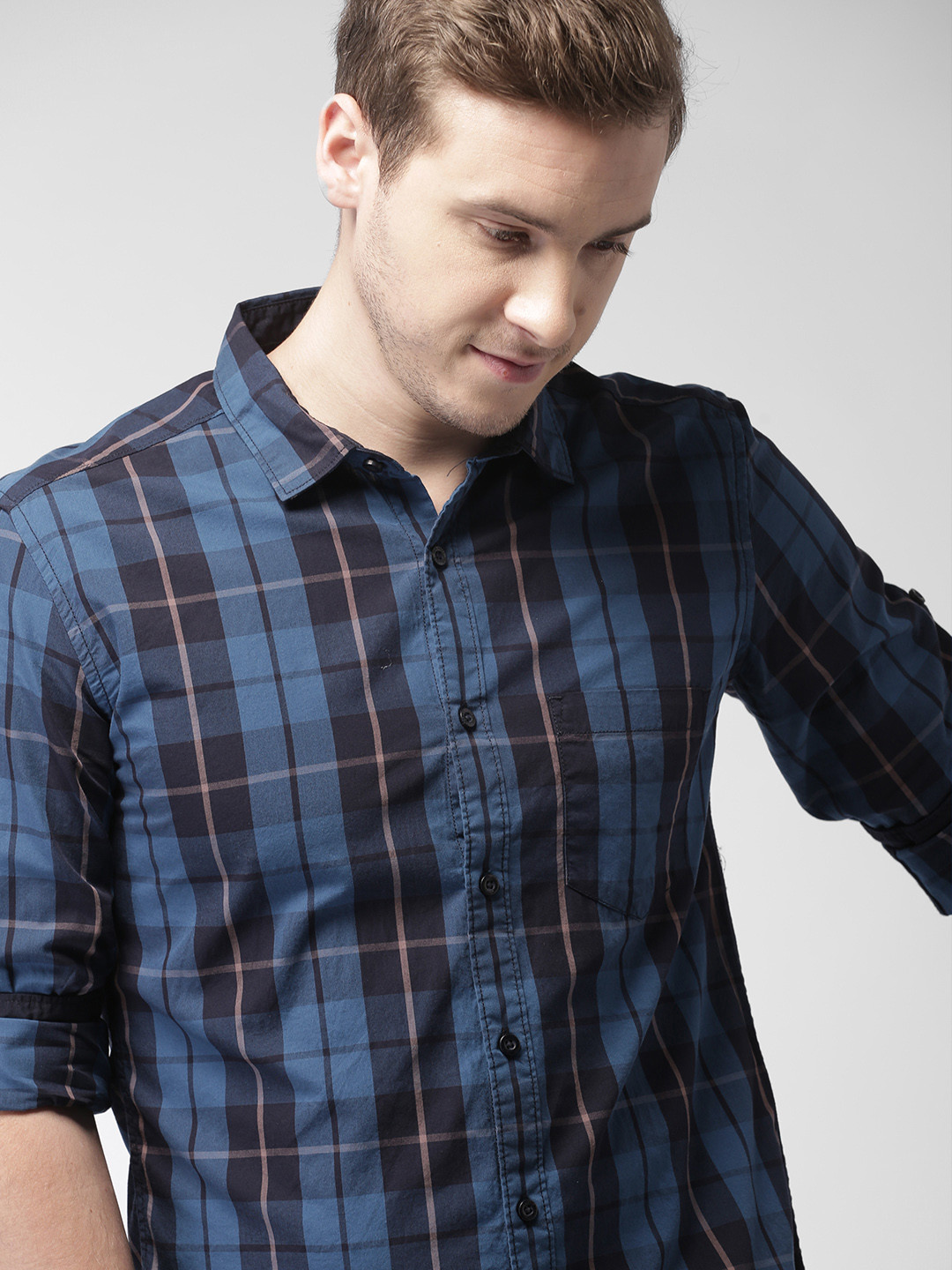 

HIGHLANDER Men Blue Slim Fit Checked Casual Shirt, Navy blue