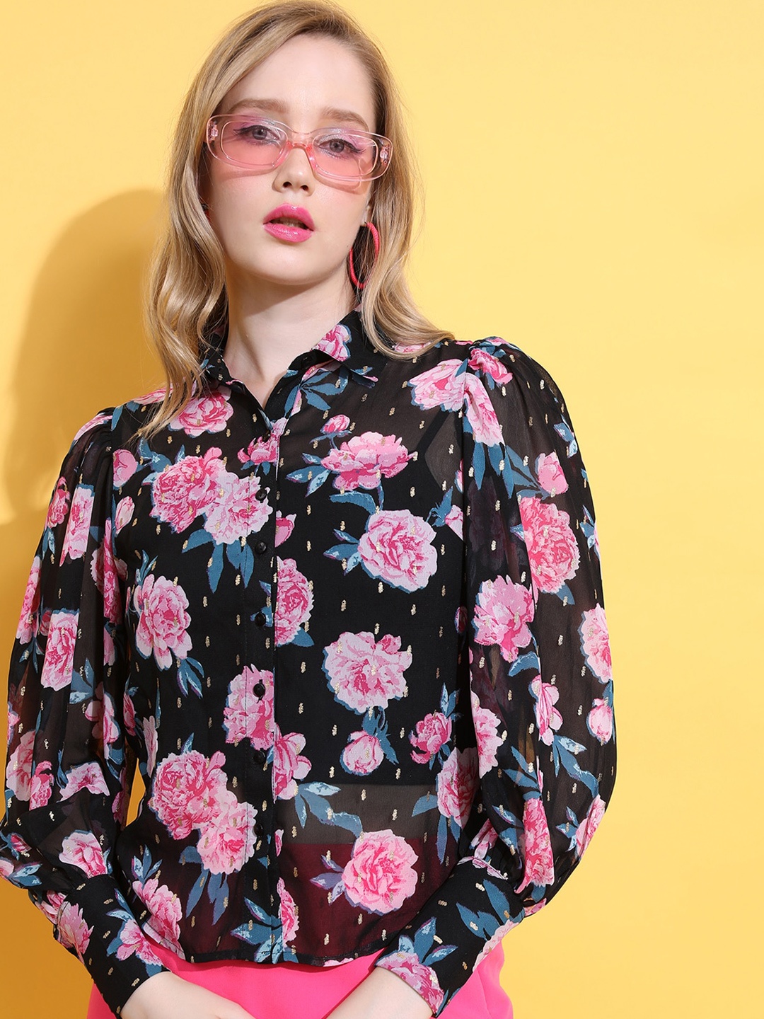 

Tokyo Talkies & Pink Floral Printed Casual Shirt, Black