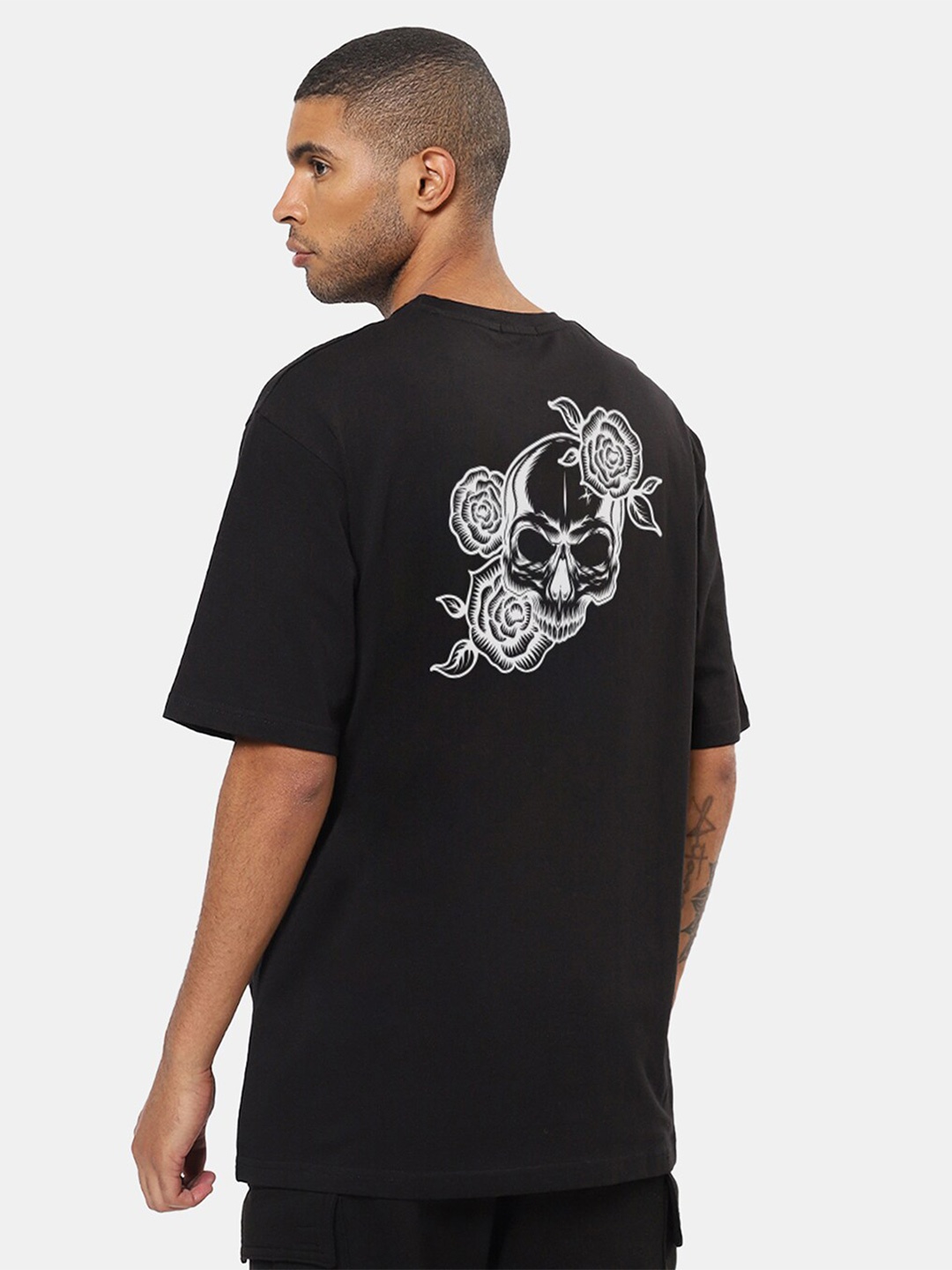

Mad Over Print Men Printed Cotton Oversized T-shirt, Black