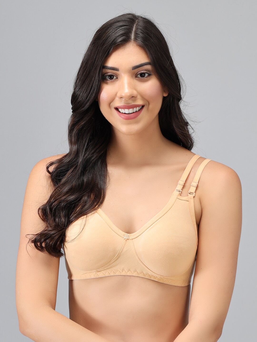 

Imsa Moda Non-Wired Non Padded All Day Comfort Seamless Everyday Bra, Beige