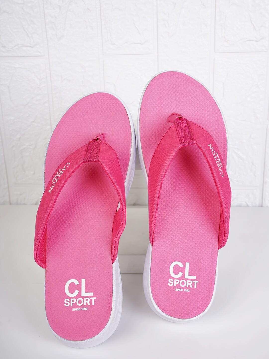 

Carlton London sports Women Slip-On Flip Flops, Pink