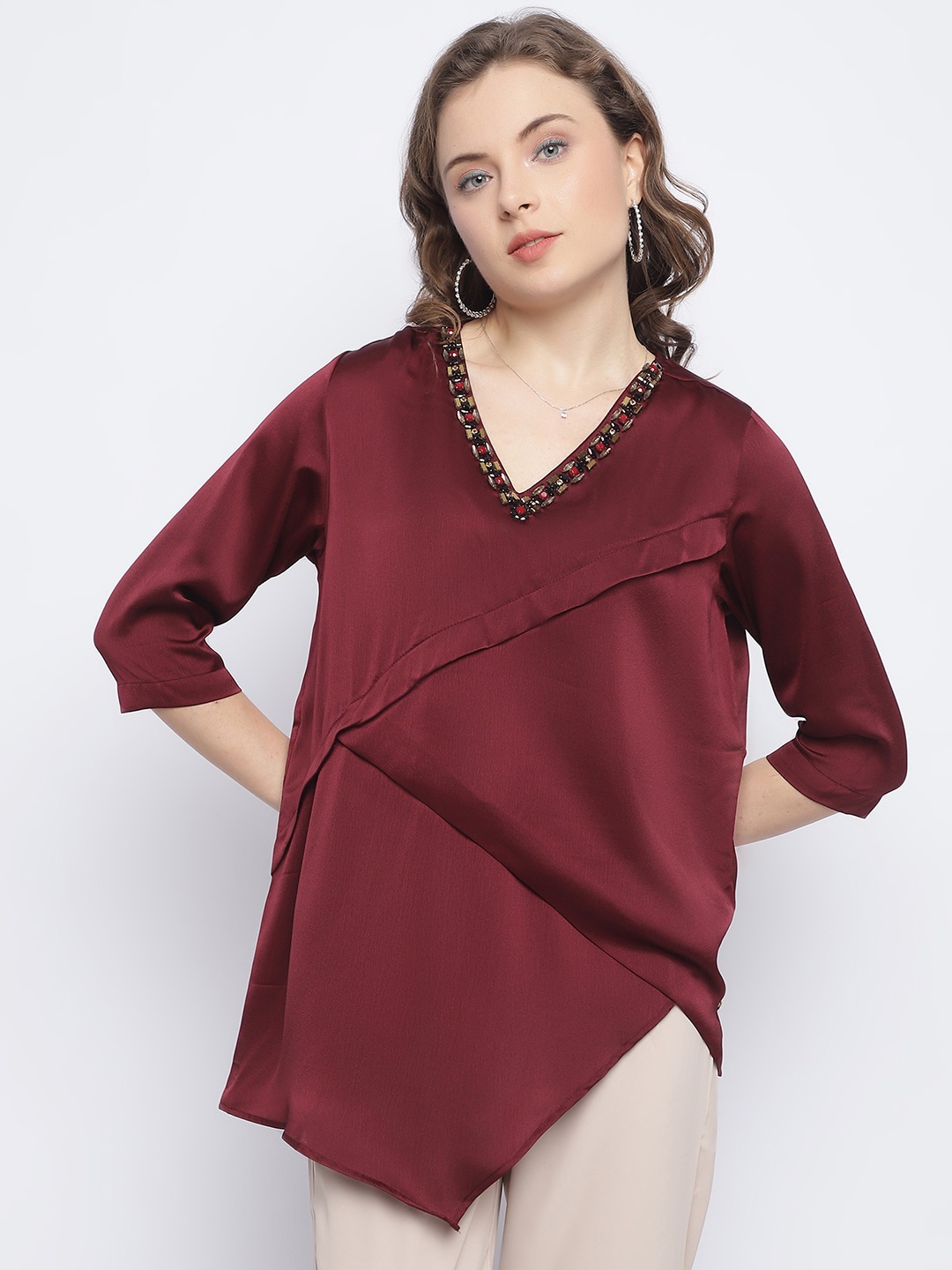 

CHIQUE V-Neck Crepe Top, Maroon