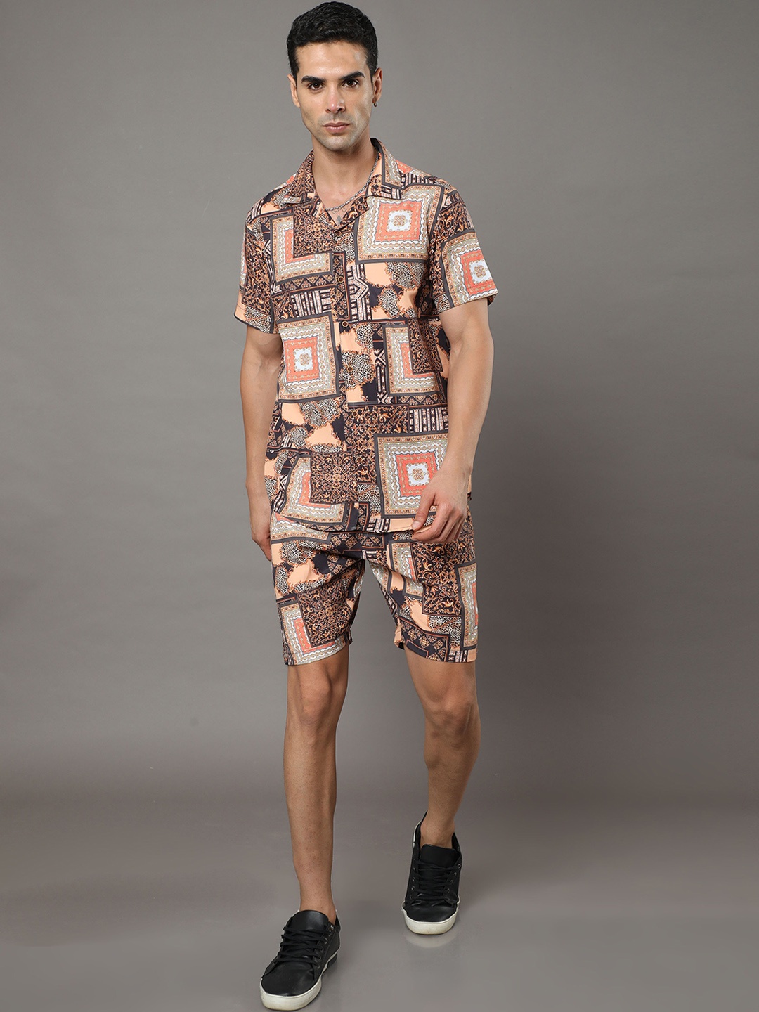 

Bushirt Geometric Printed Shirt With Shorts Co-Ords Set, Brown