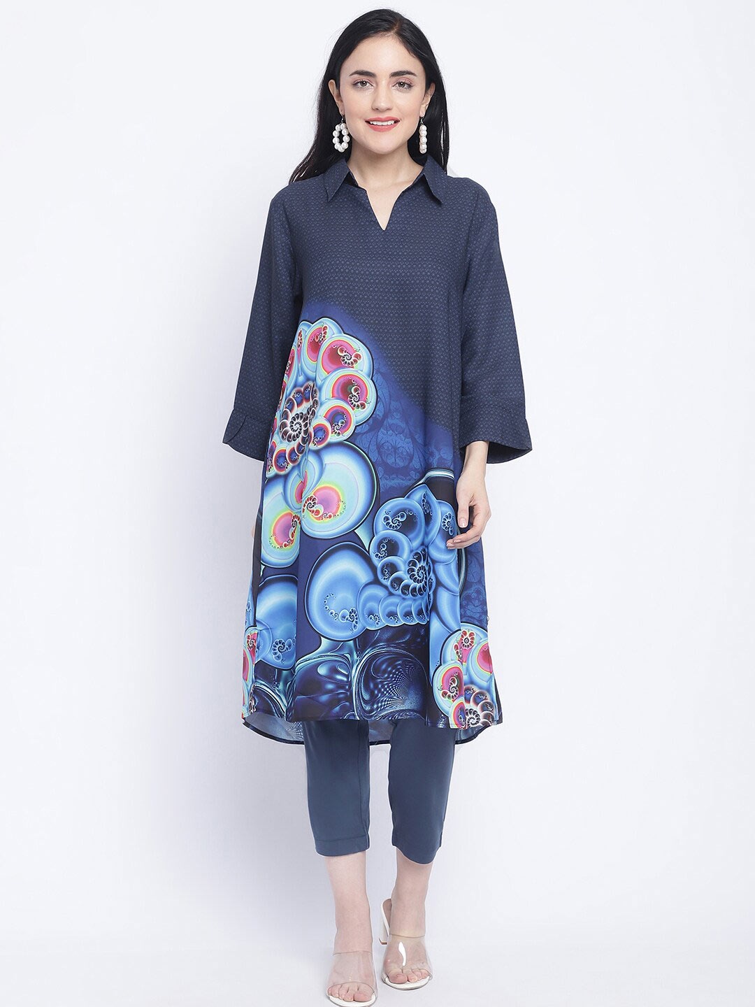 

CHIQUE Shirt Collar Abstract Printed Kurta, Blue