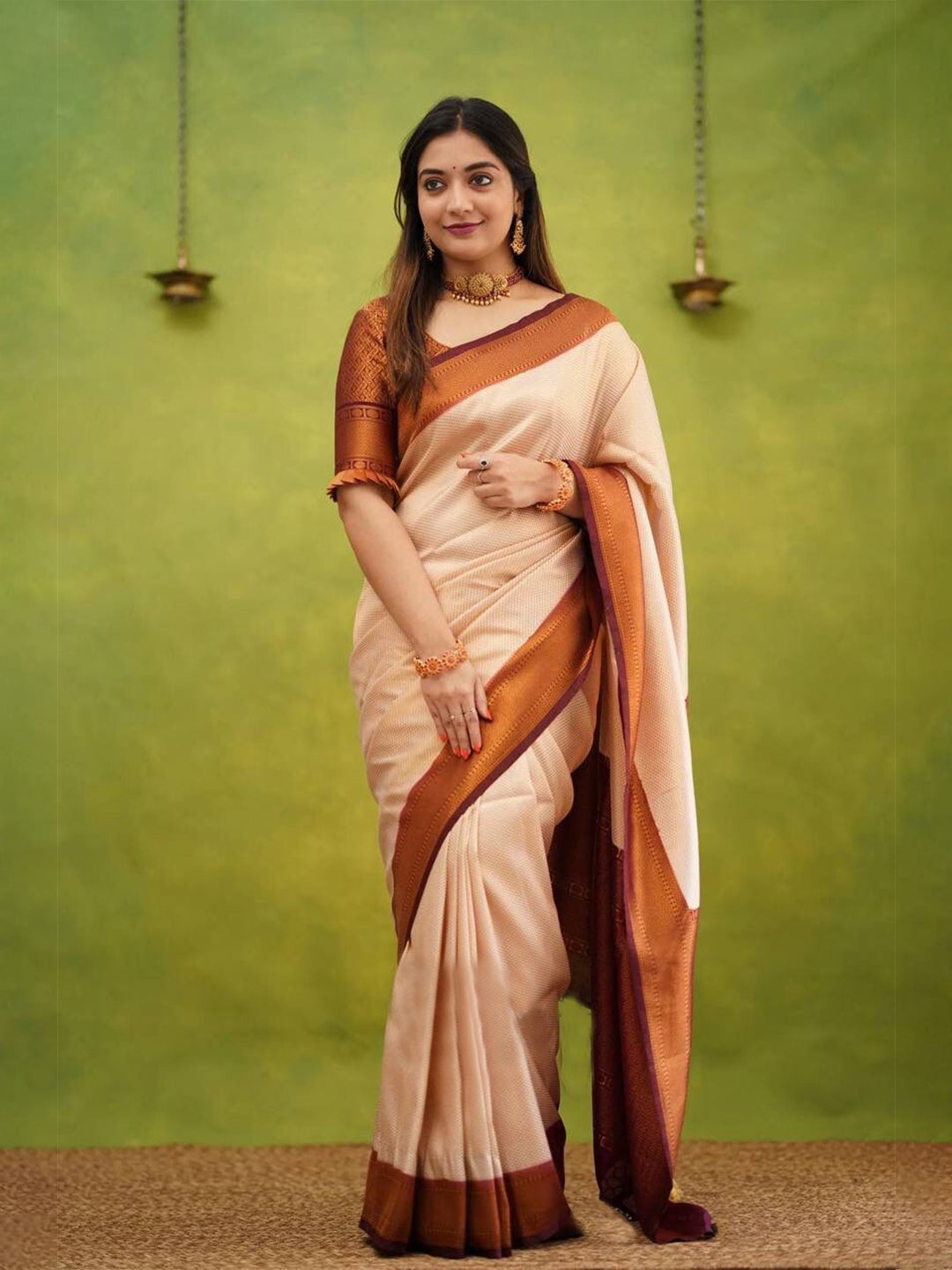 

Anjaneya Sarees Woven Design Zari Banarasi Saree, Beige