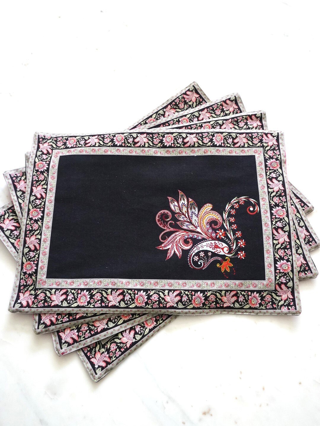 

TARA- Sparkling Homes Black 4-Pieces Printed Pure Cotton Table Placemats
