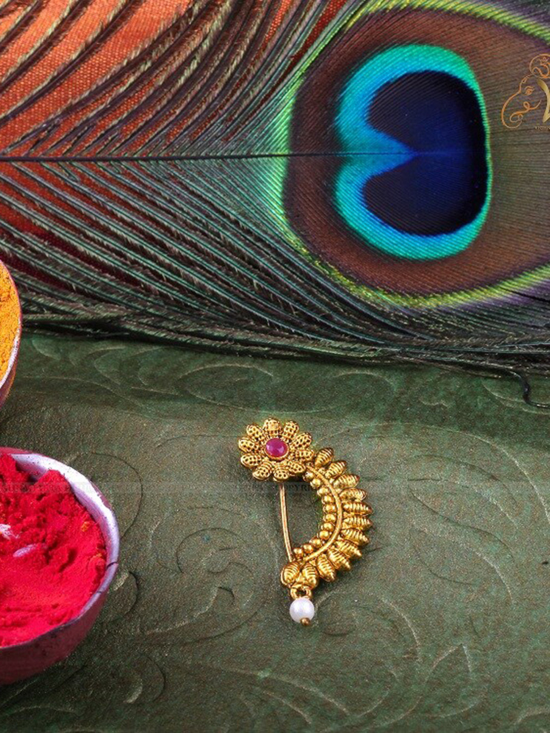 

Vighnaharta Gold-Plated Artificial Stone and Beads-Studded Nosepin