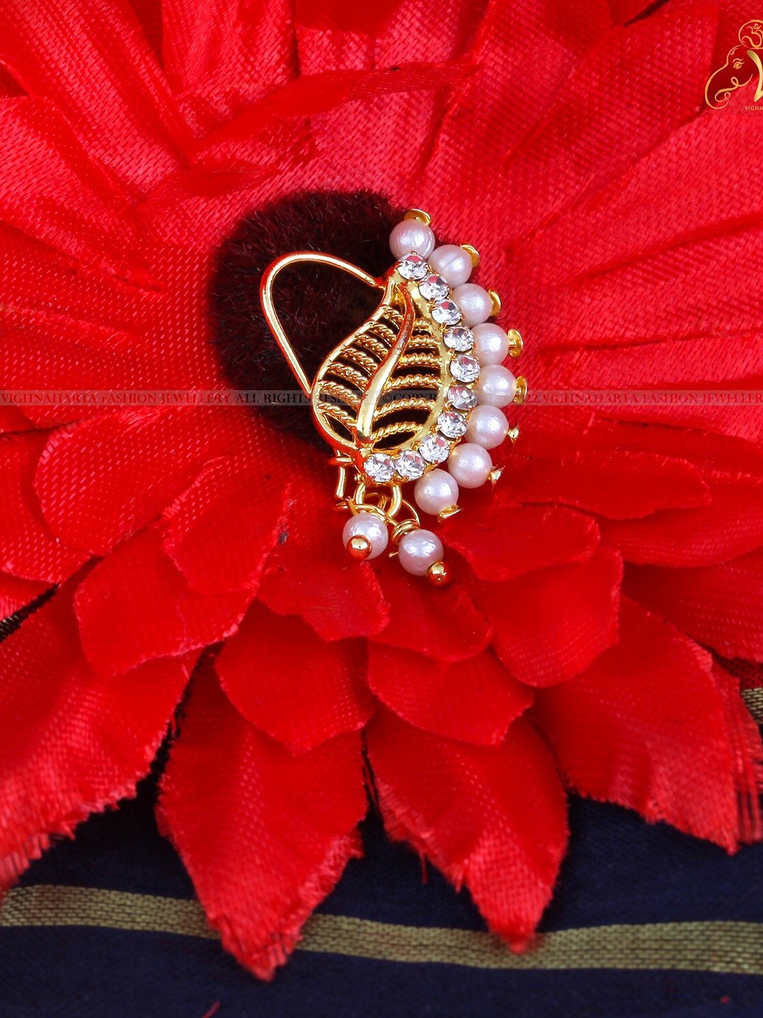 

Vighnaharta Gold-Plated AD-Stone-Studded & Pearls Beaded Nosepin