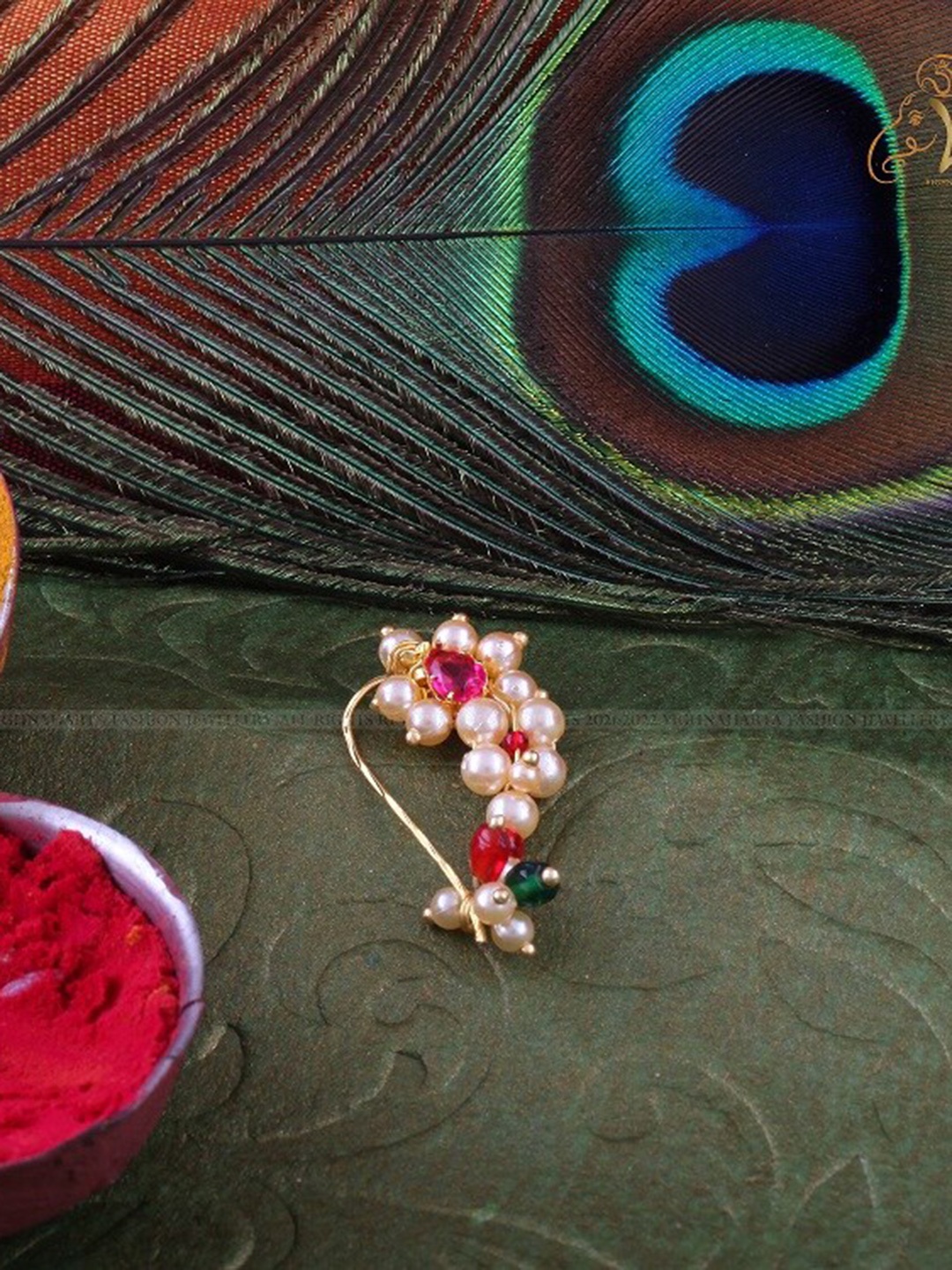 

Vighnaharta Gold-Plated Artificial Stone & Beads-Studded Nosepin