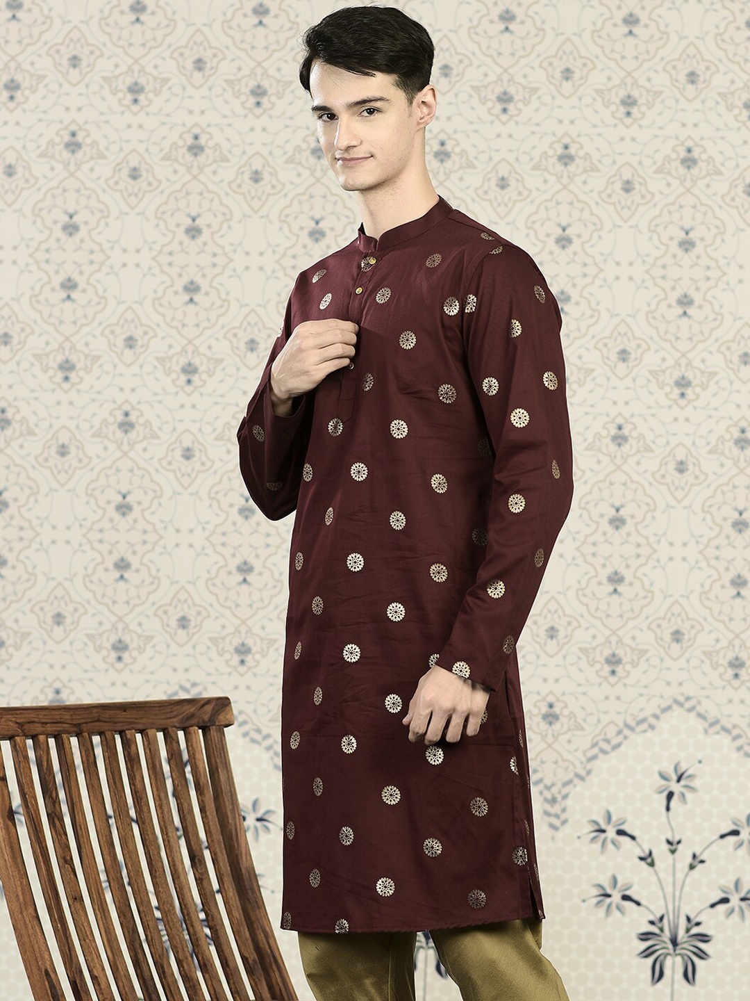 

Ode by House of Pataudi Maroon Ethnic Motifs Printed Kurta with Churidar