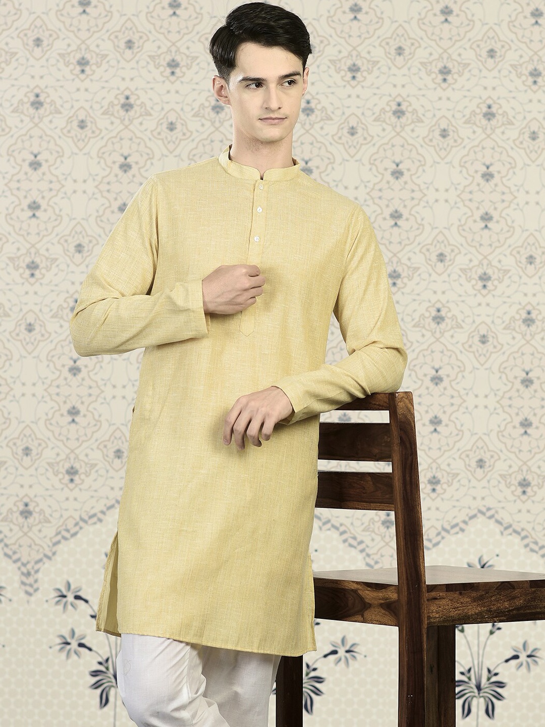 

Ode by House of Pataudi Men Yellow Regular Kurta With Pyjamas