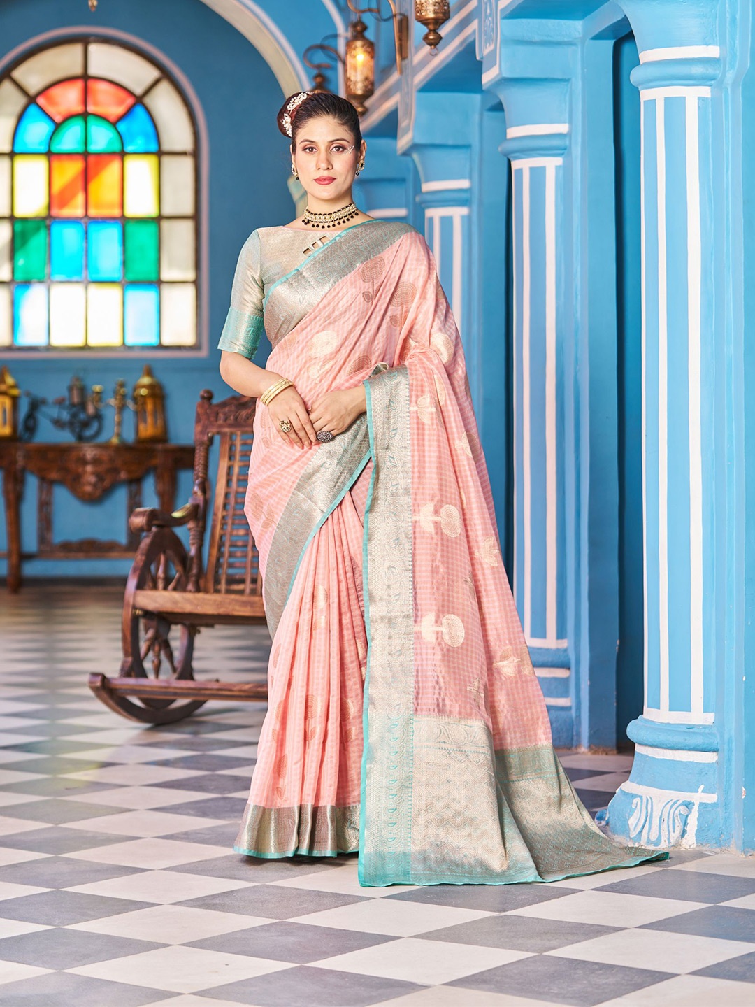 

MORLY Ethnic Motifs Woven Design Zari Kanjeevaram Saree, Peach
