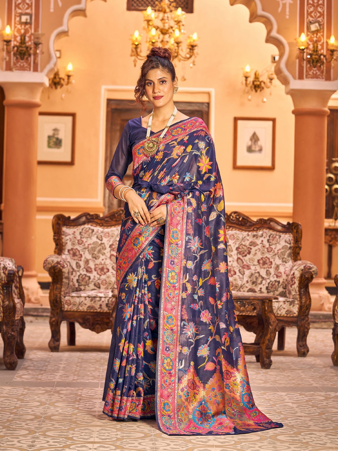 

MORLY Floral Woven Design Zari Kanjeevaram Saree, Navy blue