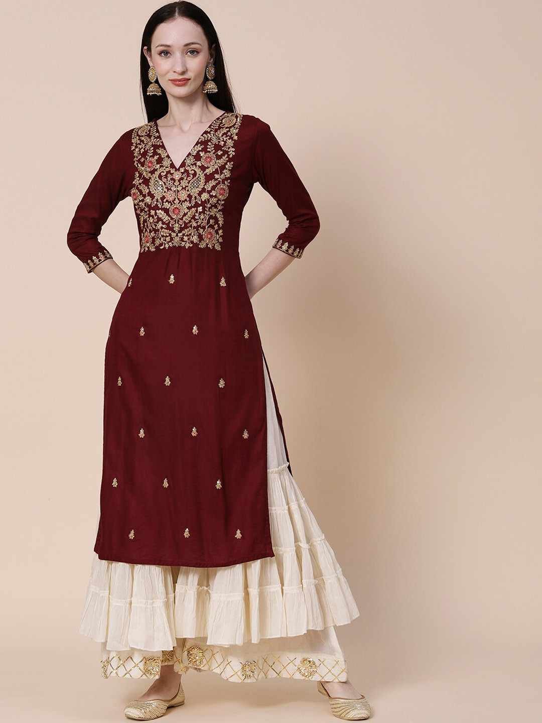 

FASHOR Maroon Ethnic Motifs Embroidered Thread Work Kurta
