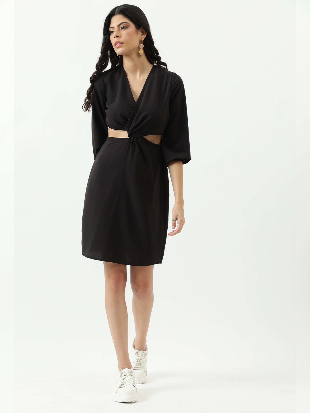 

Taggd V-Neck Puff Sleeves Sheath Dress, Black