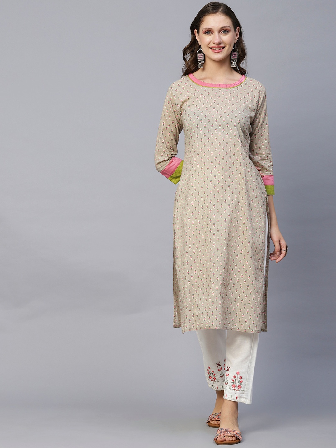 

FASHOR Taupe & Pink Floral Printed Cotton Kurta