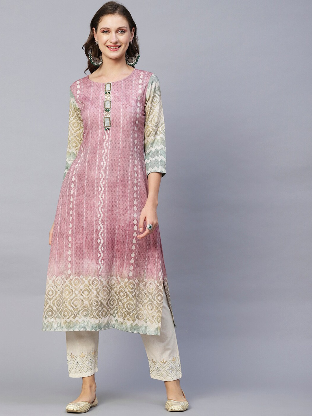 

FASHOR Pink Geometric Printed Sequinned Straight Kurta