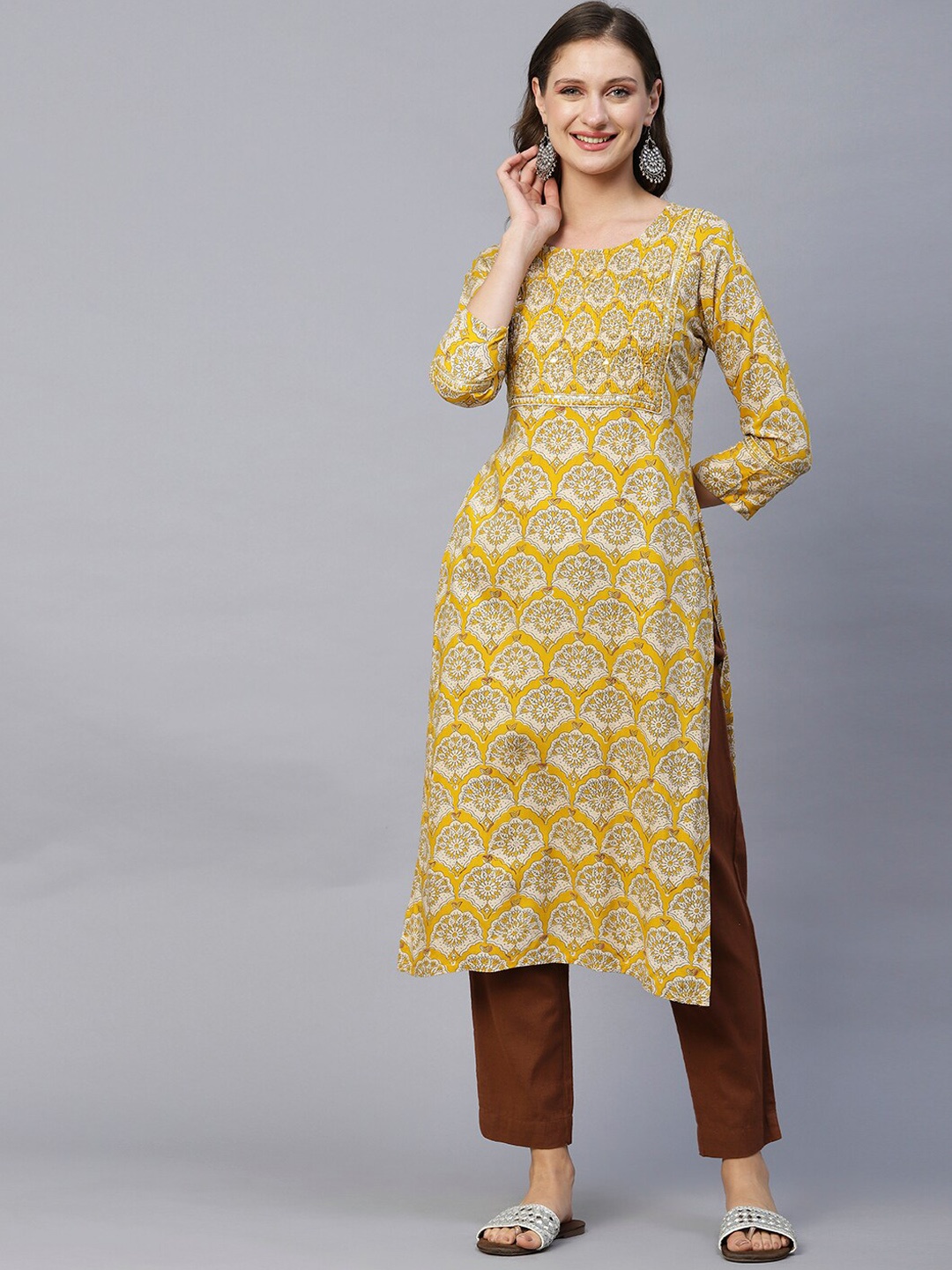 

FASHOR Yellow Ethnic Motifs Printed Straight Kurta