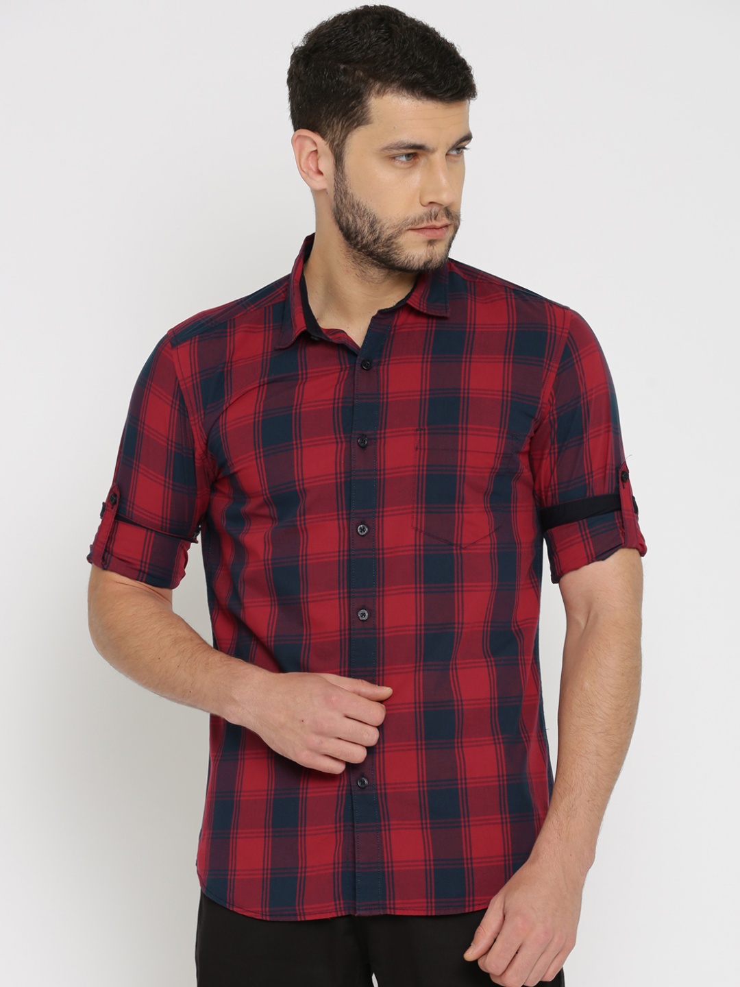 

HIGHLANDER Men Navy & Red Slim Fit Checked Casual Shirt, Navy blue
