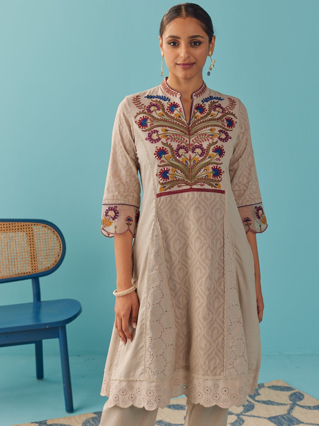 

Lakshita Floral Embroidered Panelled Thread Work Kurta with Trousers, Beige