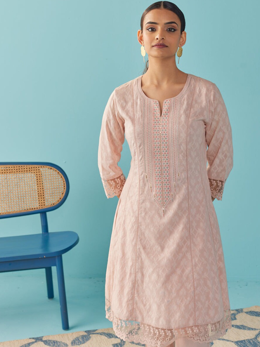 

Lakshita Embroidered Regular Pure Cotton Kurta With Trousers, Pink