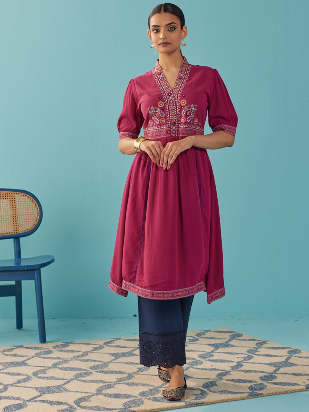 

Lakshita Floral Embroidered A-Line Kurta, Fuchsia