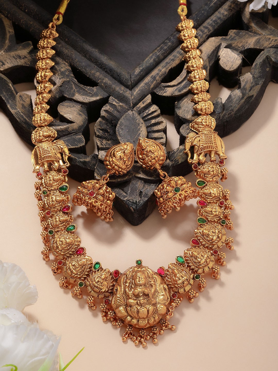 

PANASH Gold-Plated Stones-Studded & Beaded Jewellery Set