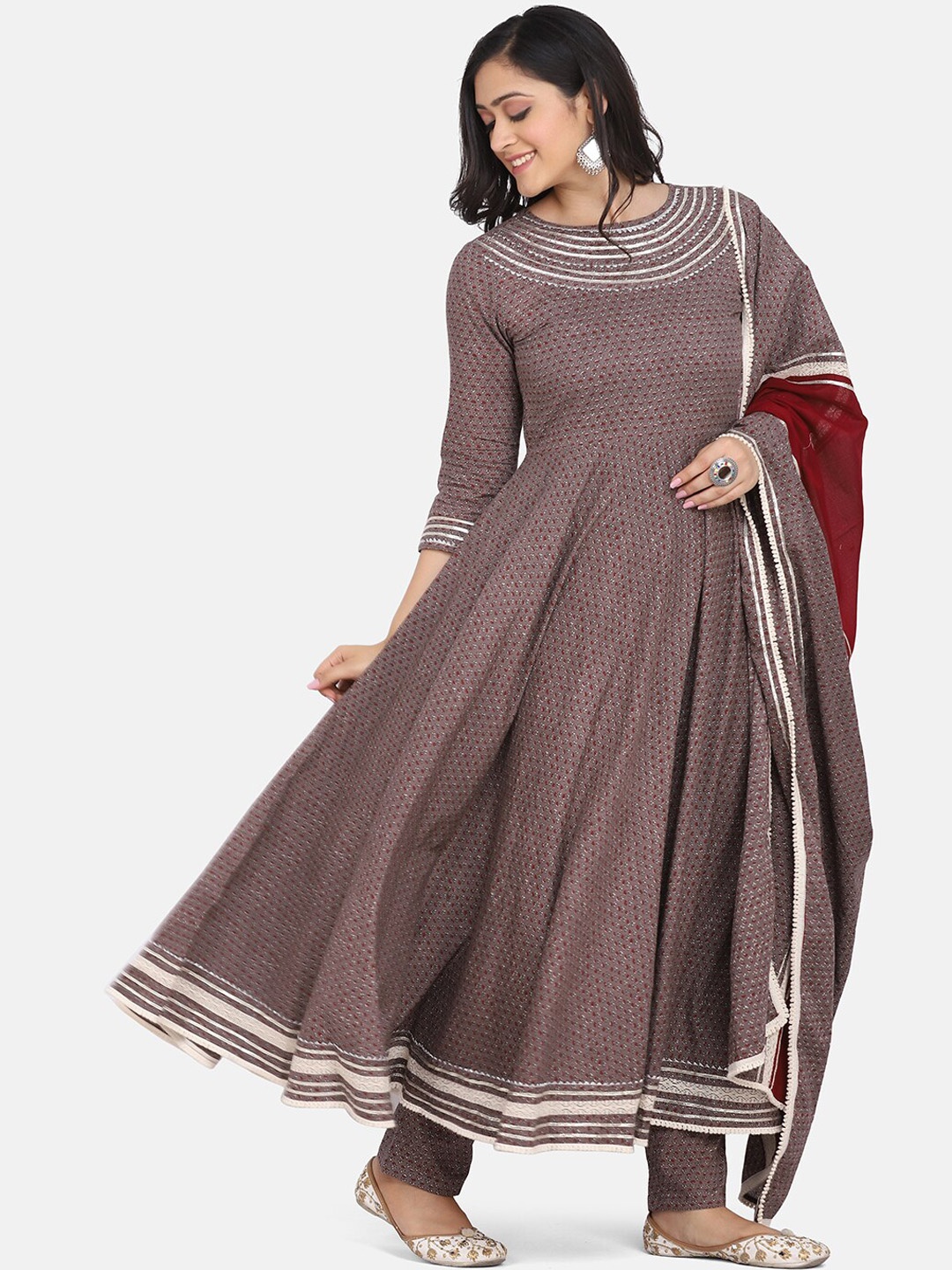 

KALINI Floral Printed Regular Gotta Patti Pure Cotton Kurta with Trousers & With Dupatta, Maroon