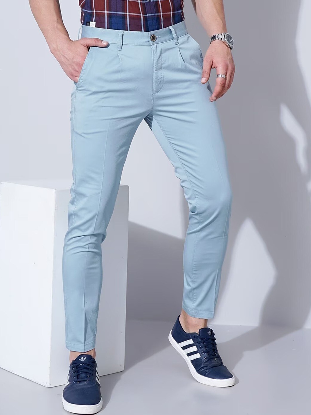

British Club Men Smart Slim Fit Low-Rise Chinos Trousers, Blue