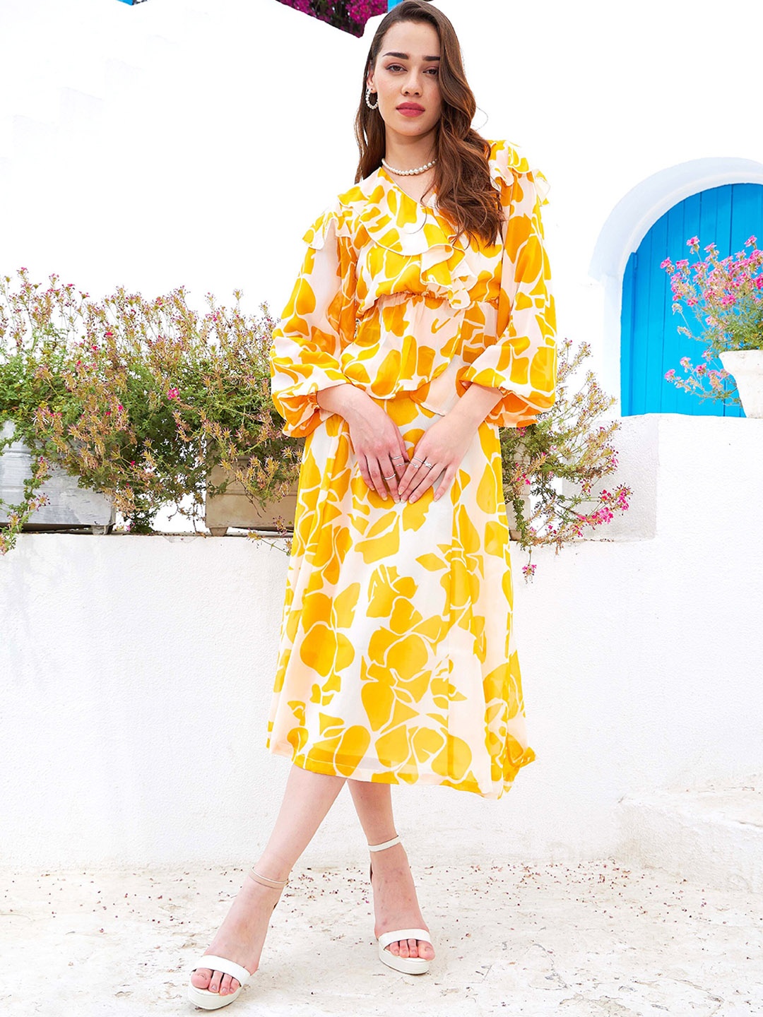 

SASSAFRAS Floral Printed Top & Skirt, Yellow
