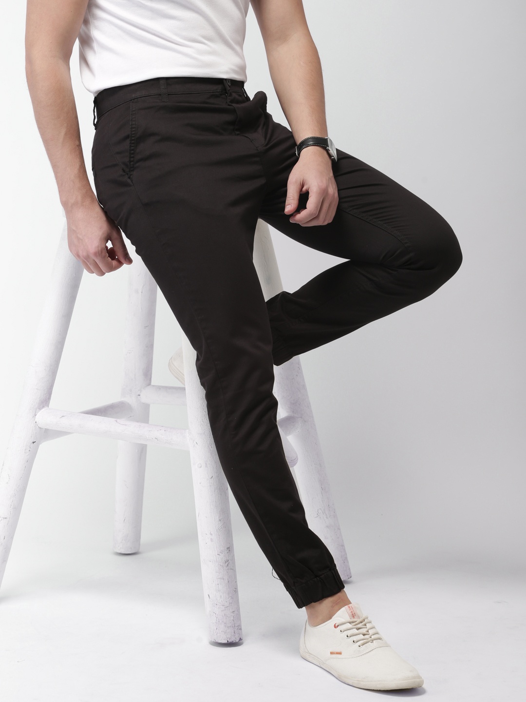 

HIGHLANDER Men Black Slim Fit Joggers