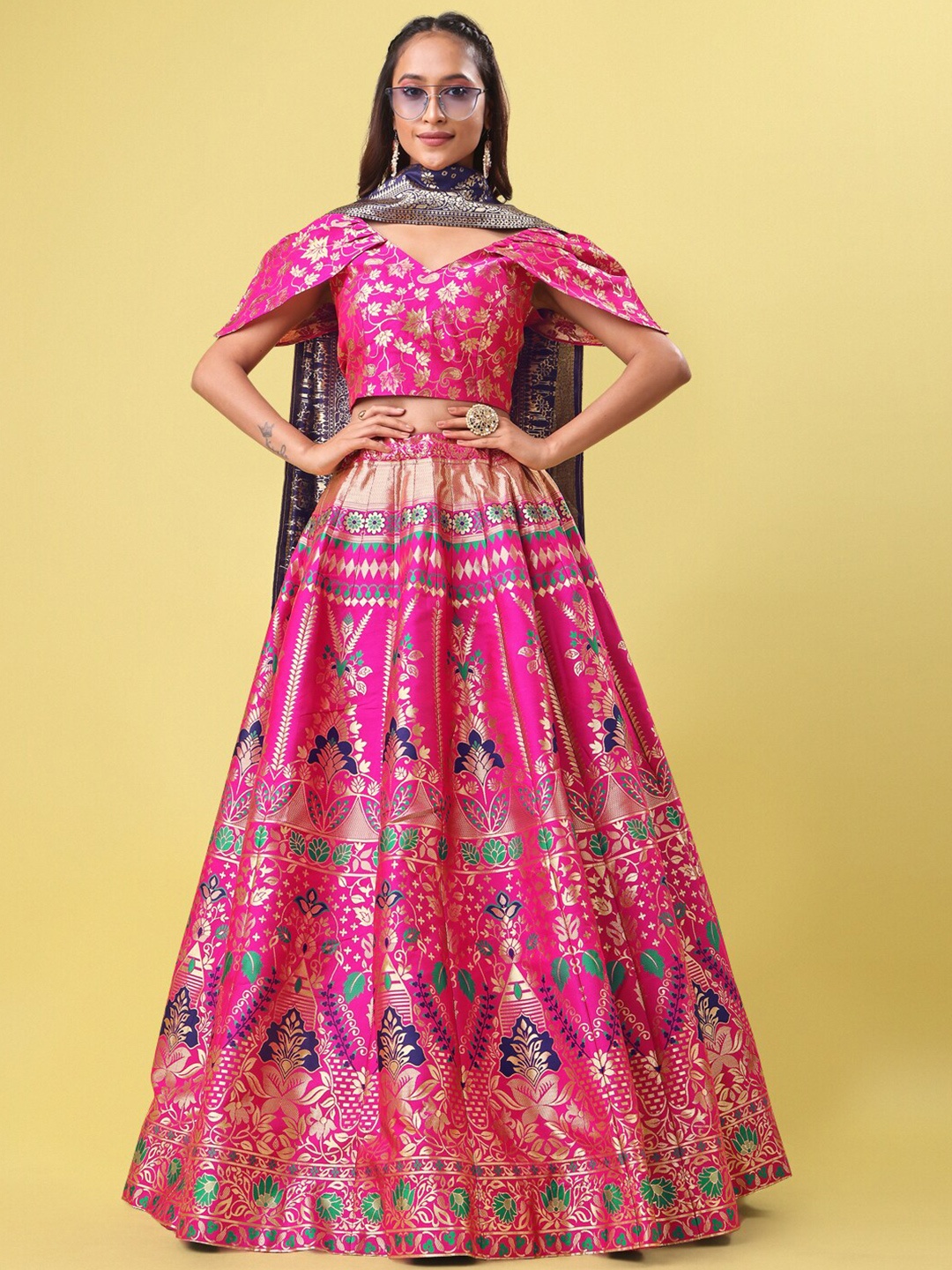 

PURVAJA Woven Design Ready to Wear Lehenga & Unstitched Blouse With Dupatta, Pink