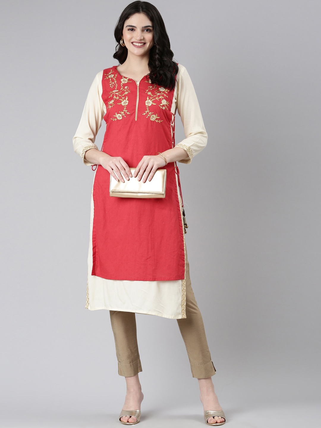 

Souchii Floral Embroidered Layered Anarkali Kurta, Red