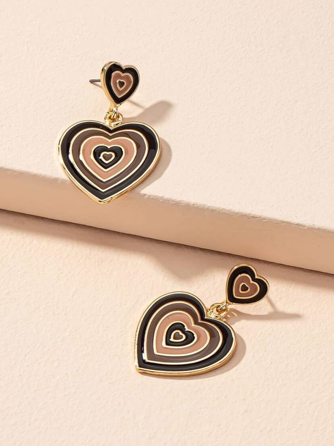 

EL REGALO Gold-Plated Heart Shaped Drop Earrings