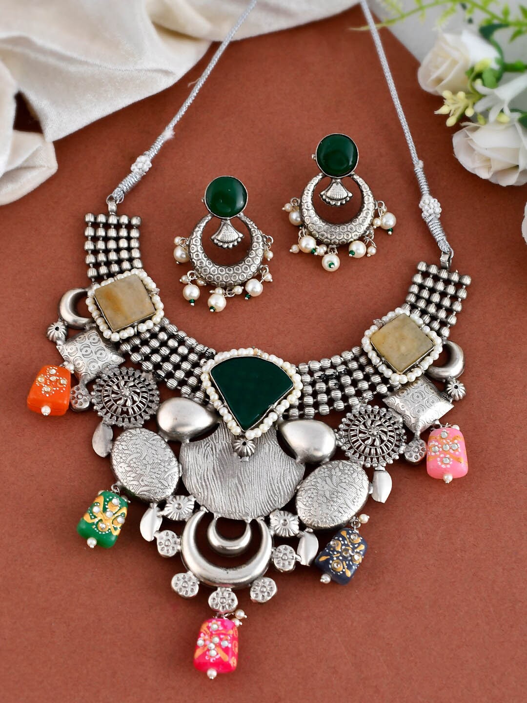 

Silvermerc Designs Silver-Plated Stone-Studded & Beaded Necklace & Earrings