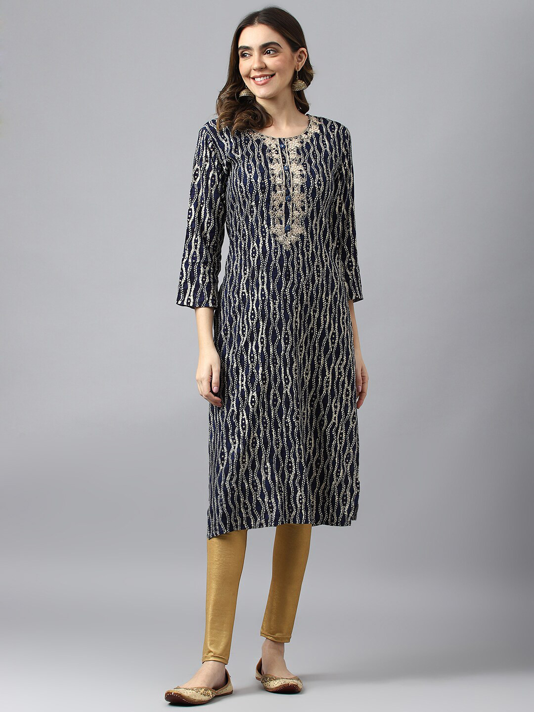 

Sangria Navy Blue Abstract Foil Printed Sequined Straight Kurta