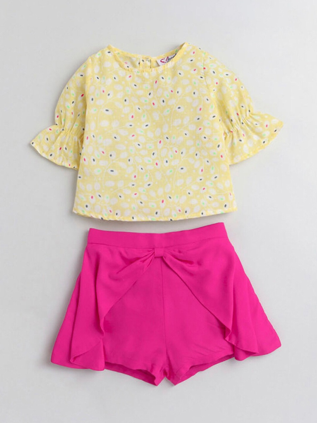 

M'andy Girls Printed Pure Cotton Top With Shorts, Yellow