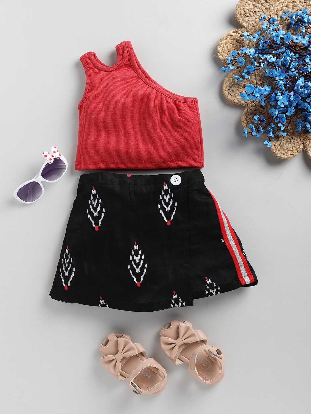 

M'andy Girls Pure Cotton Top with Shorts, Red