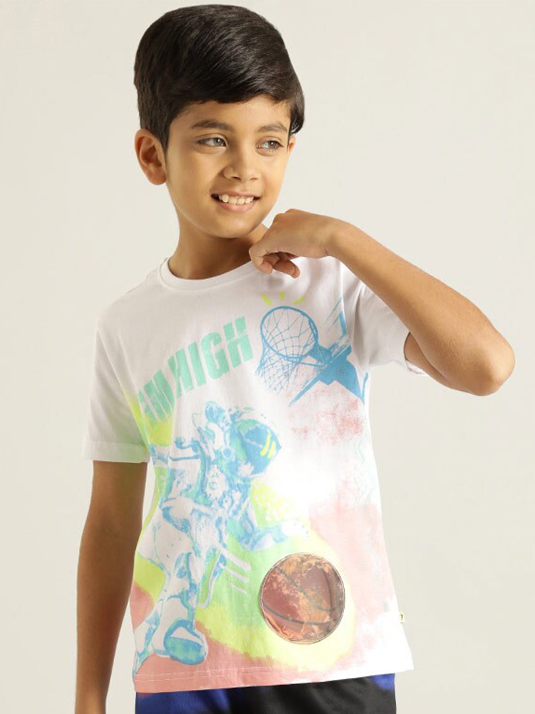

Indian Terrain Boys Graphic Printed Pure Cotton T-shirt, White