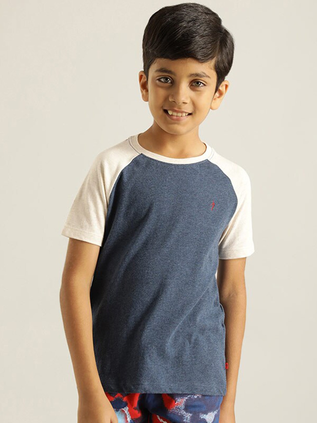 

Indian Terrain Boys Raglan Sleeves Pure Cotton T-shirt, Blue