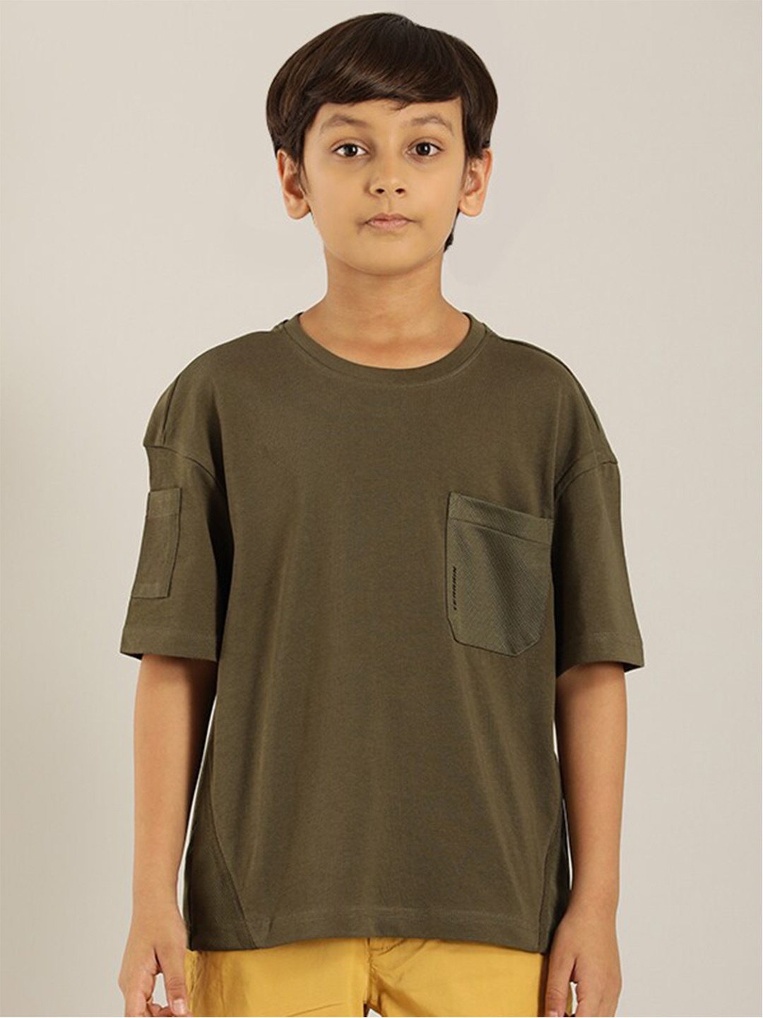 

Indian Terrain Boys Drop-Shoulder Sleeves Pure Cotton T-shirt, Green