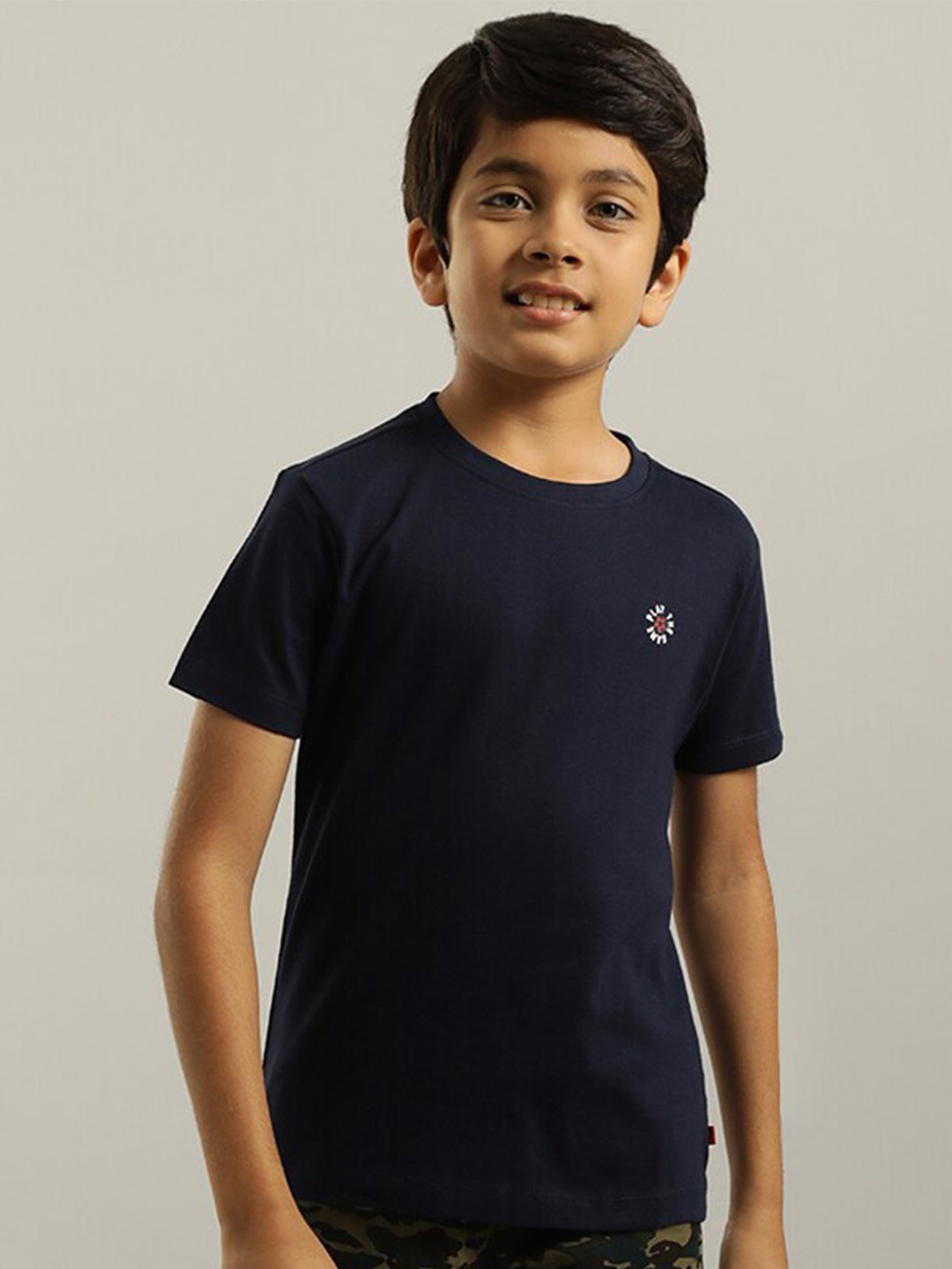

Indian Terrain Boys Pure Cotton Sports T-shirt, Navy blue