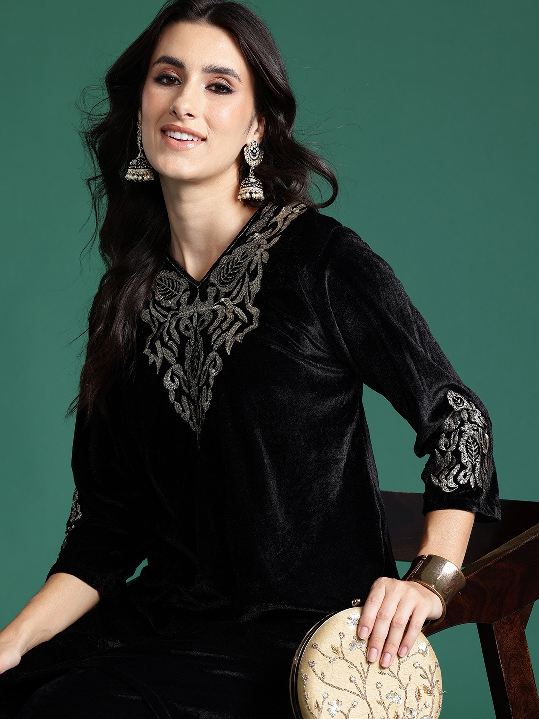 

Sangria Women Ethnic Motifs Embroidered Yoke Design Velvet Kurta with Salwar, Black