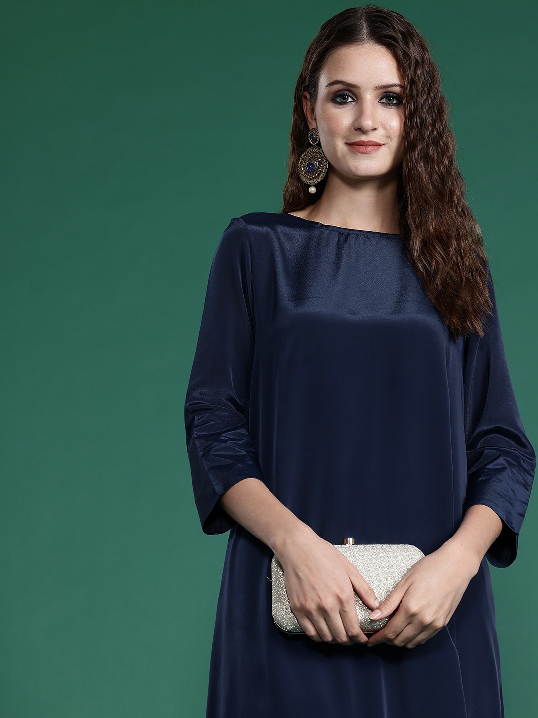 

Sangria Women Sheen Kurta with Trousers, Blue