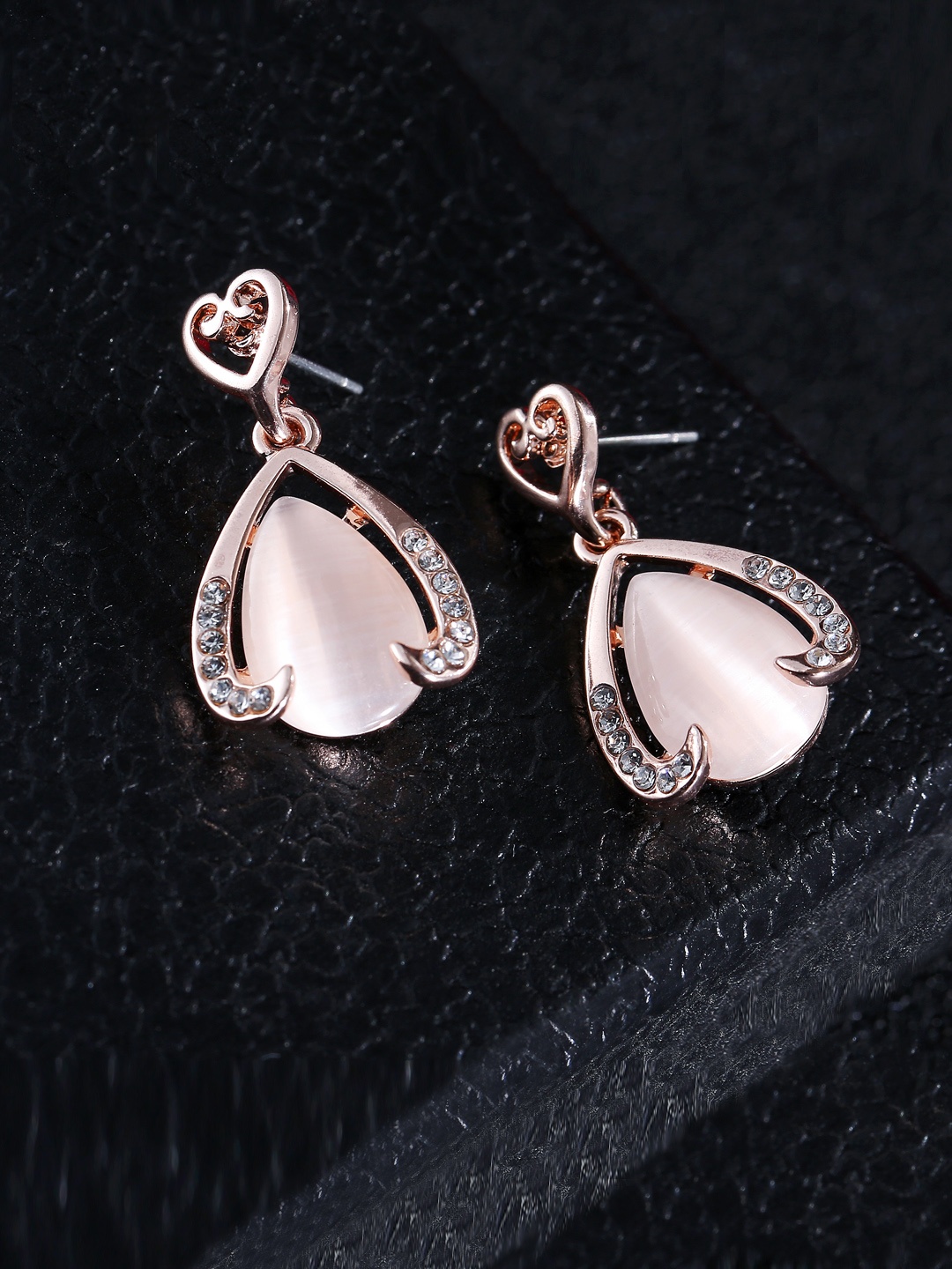 

Jewels Galaxy Pink & Gold-Toned Heart Shaped Drop Earrings