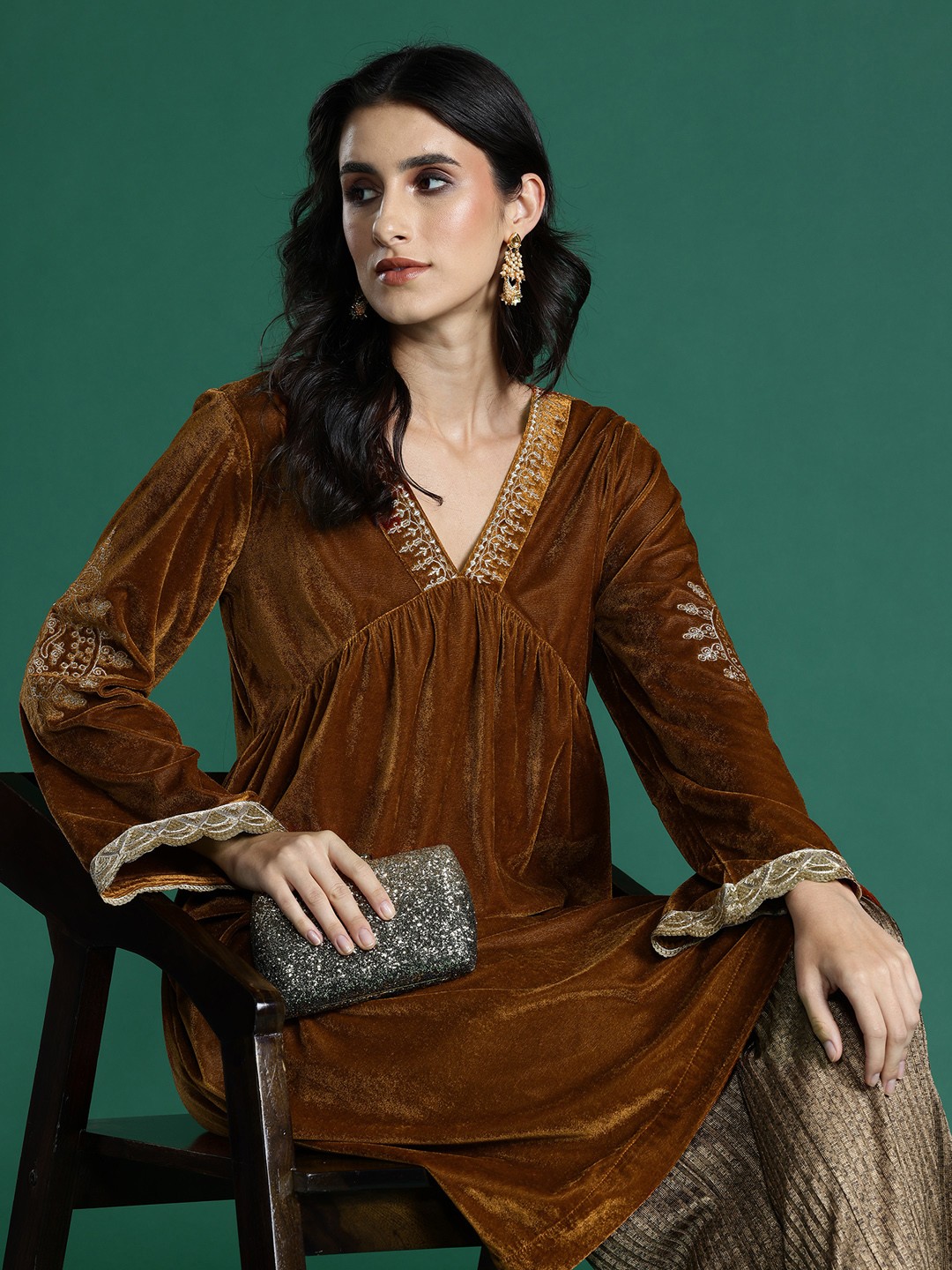 

Sangria Flared Sleeves Thread Work Velvet Kurta, Brown