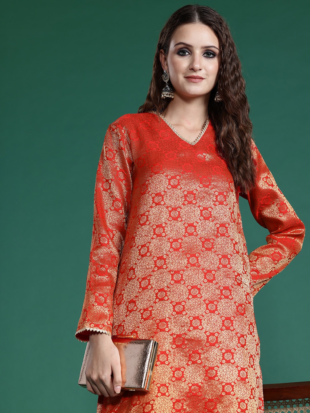 

Sangria Women Zari Woven Design Gotta Patti Kurta with Trousers, Red