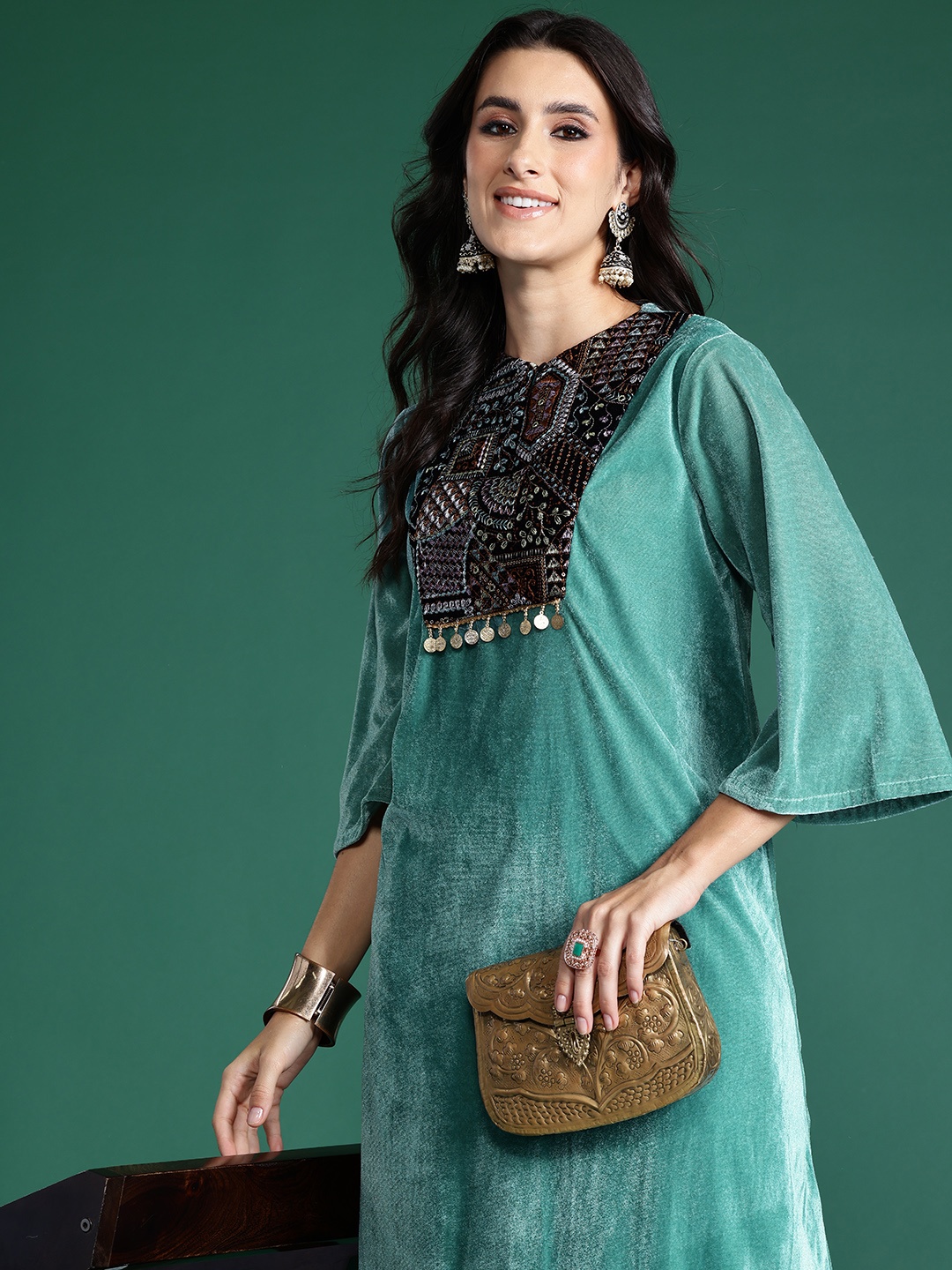 

Sangria Ethnic Motifs Yoke Design Velvet Kurta with Palazzos, Green